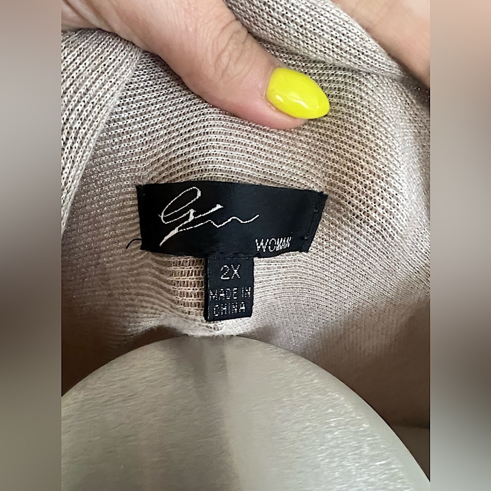 Classic two tone shawl neck sweater cardigan - Picture 3 of 5